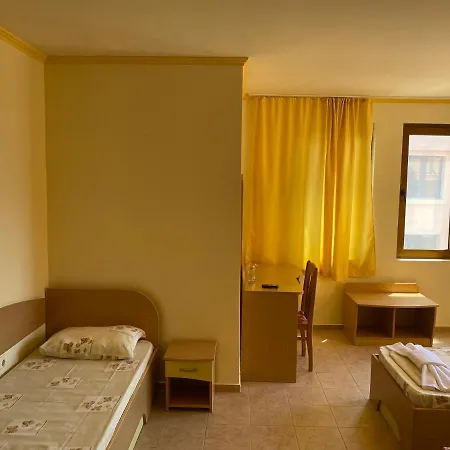 فندق Hotel Apart بوموري