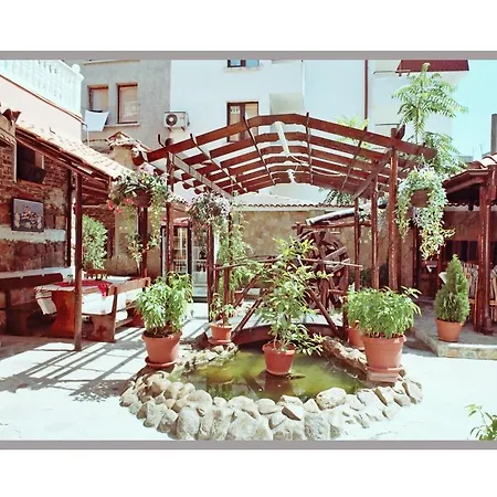 فندق Hotel Apart بوموري