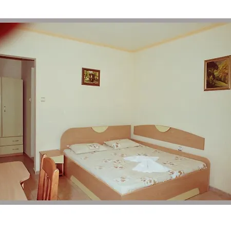 семеен апарт 호텔 2*