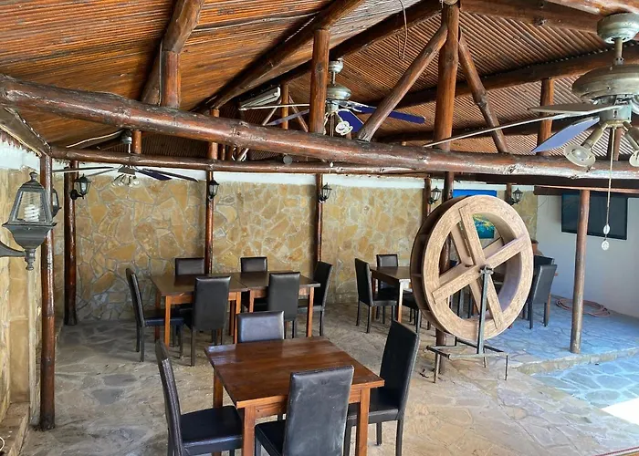 семеен апарт Отель Поморие