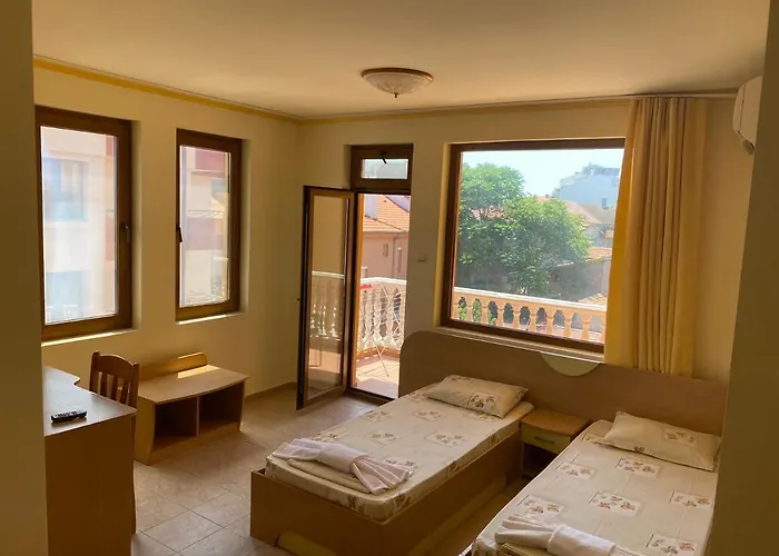 семеен апарт Поморие